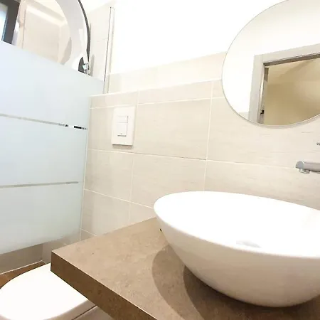 I Covi Del Viaggiatore - Politecnico ゲストハウス 3*